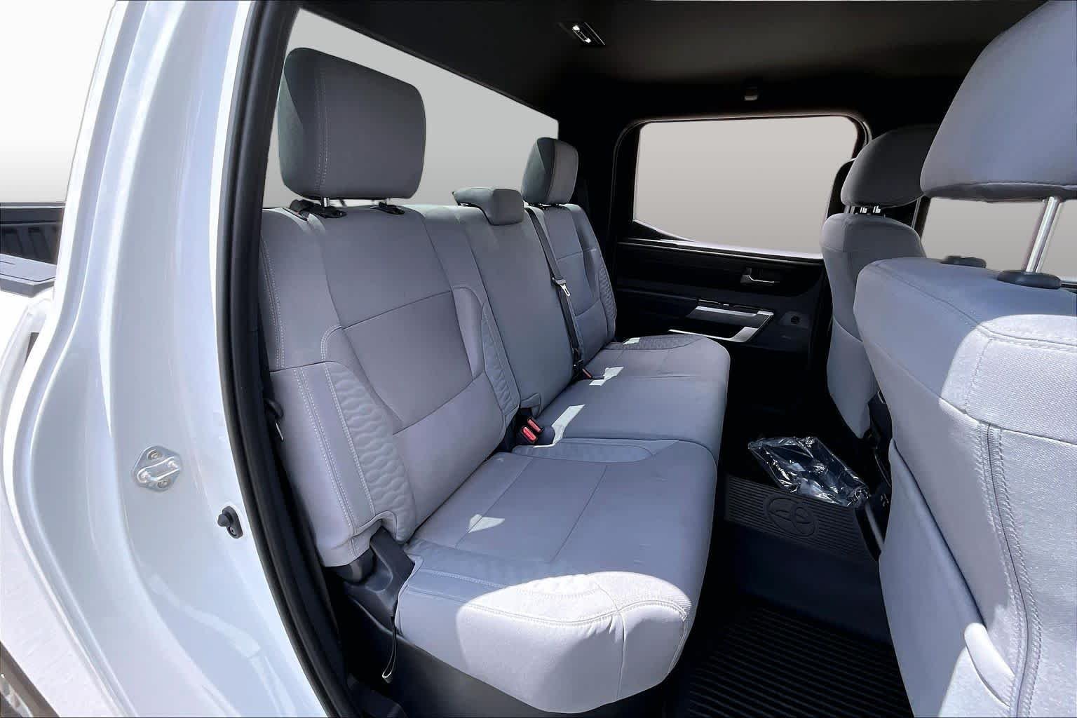 Used 2025 Ice Cap Toyota SR5 image 20