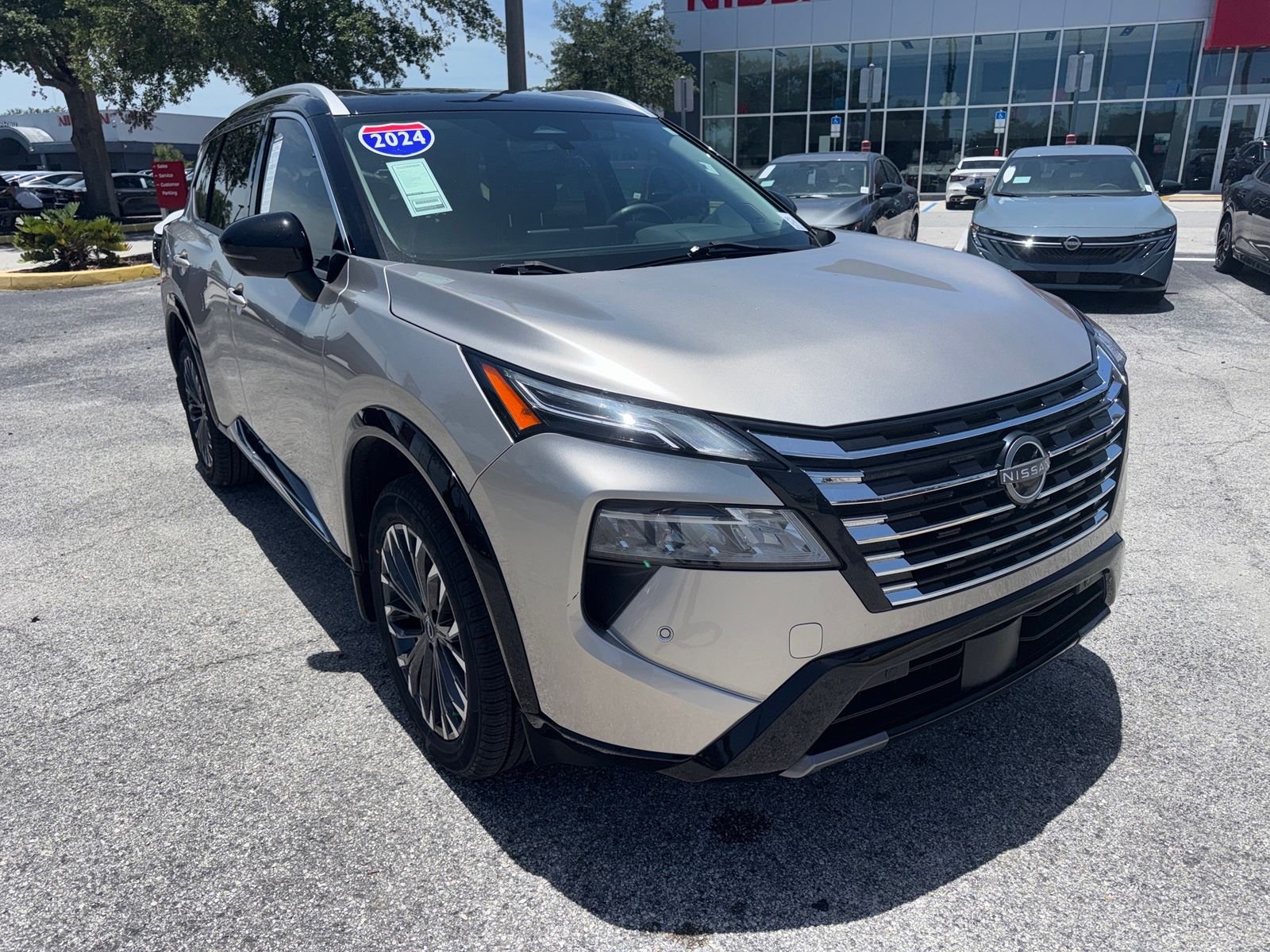 Certified Used 2024 Gold Nissan Platinum image 6