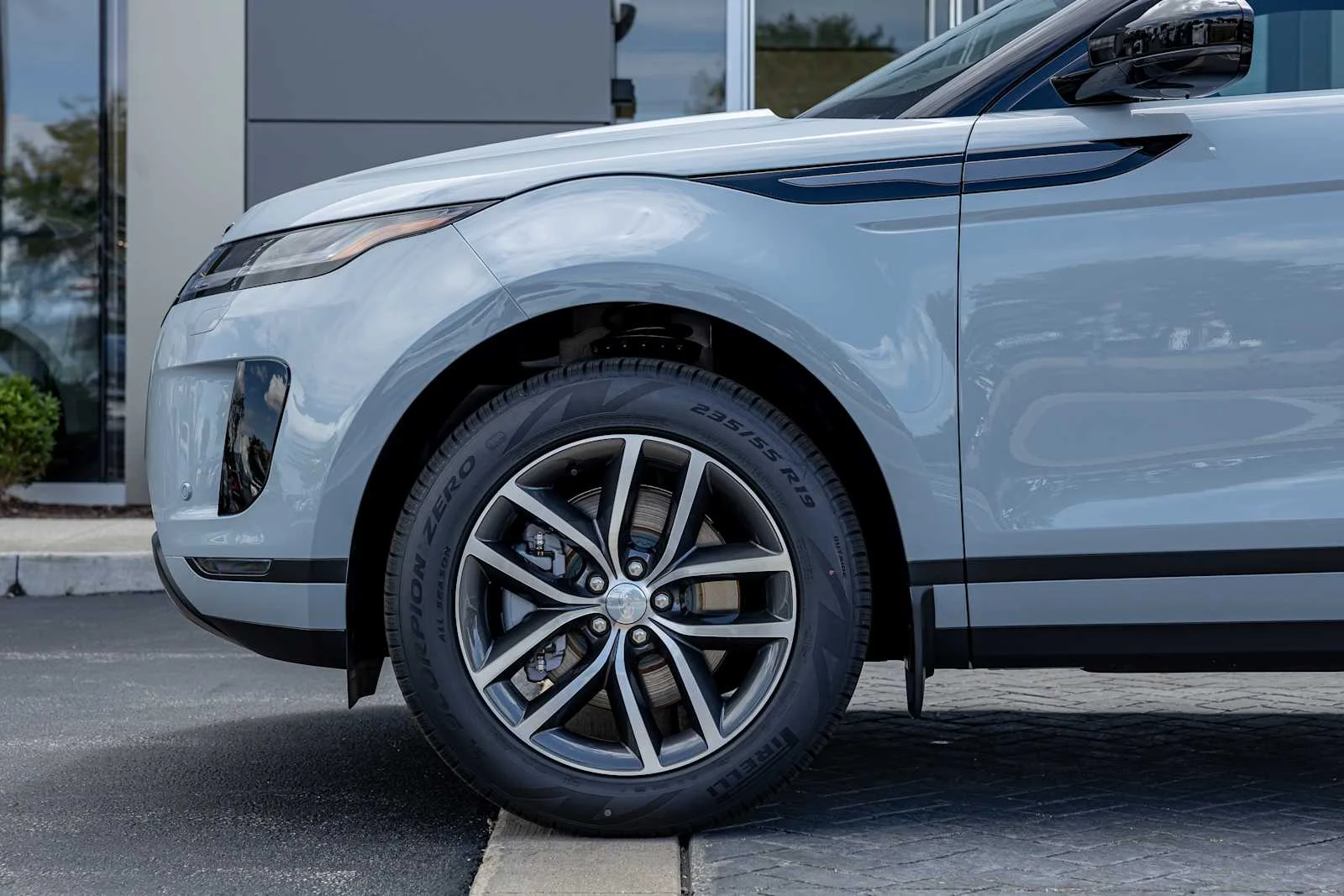 2026 Land Rover Range Rover Evoque S - Photo 9
