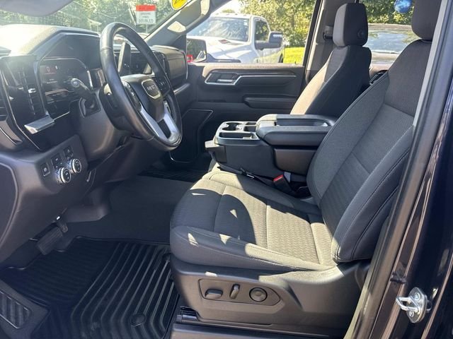 Used 2022 Titanium GMC Elevation image 22