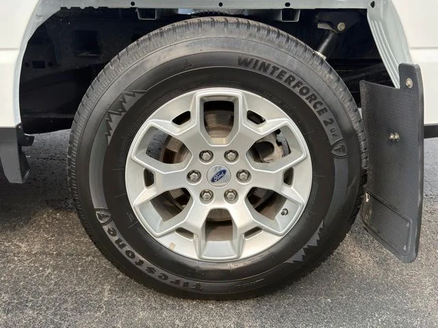 Used 2023 Oxford White Ford XLT image 37