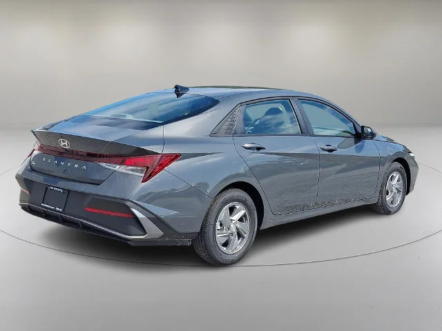 New 2026 Gray Hyundai SE image 2