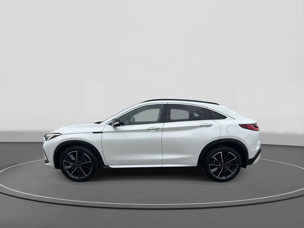 Used 2023 RADIANT WHITE INFINITI ESSENTIAL image 4