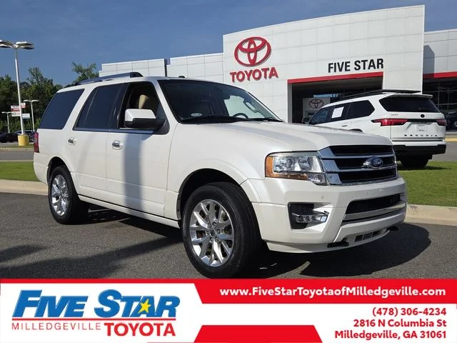 Used 2017 White Ford Limited image 1