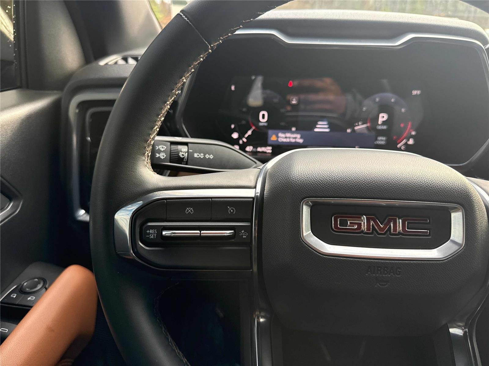 2024 GMC Canyon AT4 - Photo 17