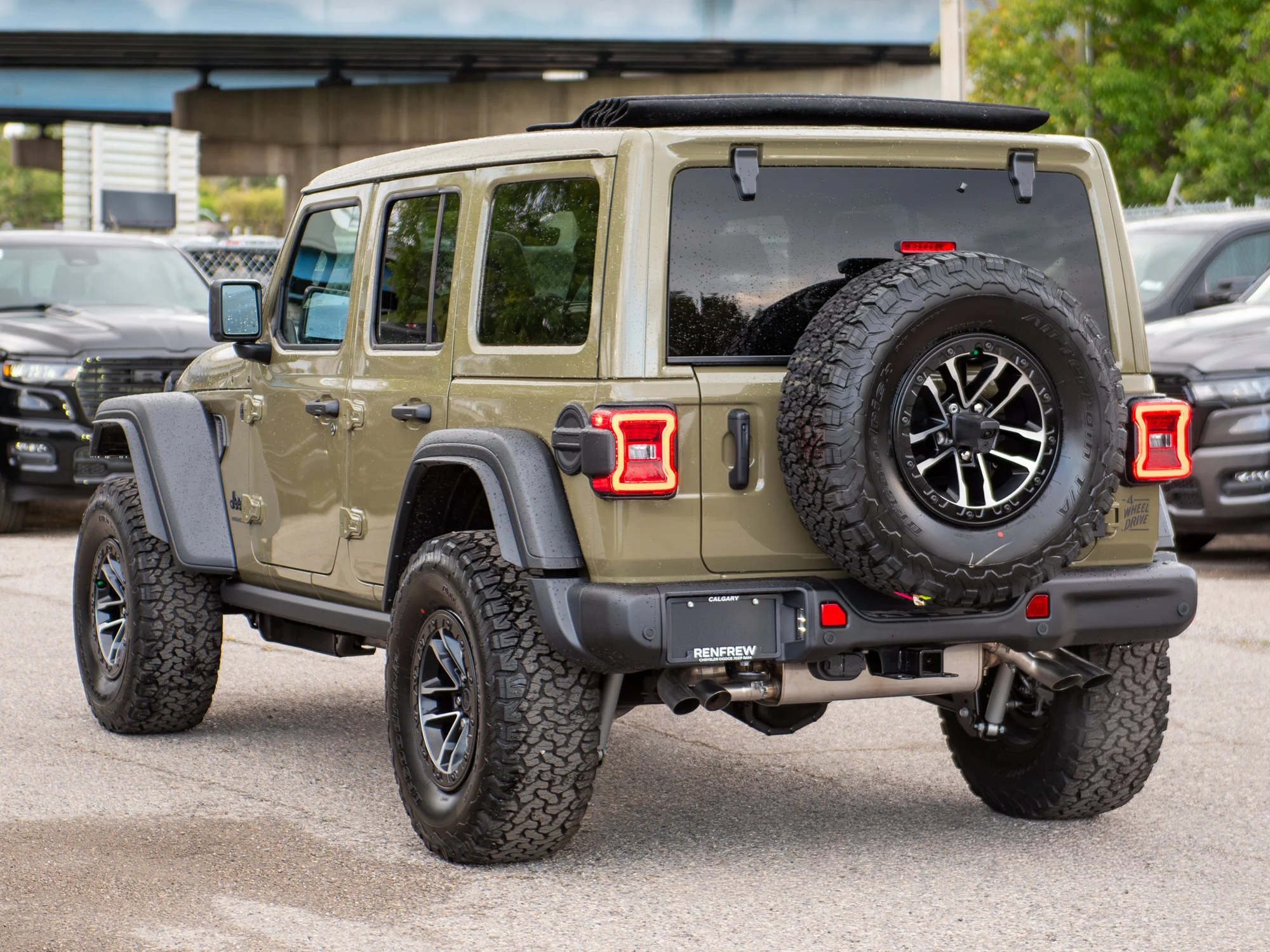 New 2026 41 Jeep Willys 392* 4 Door 4x4, 470 HORSEPOWER, Sky One-Touch Power Top image 7