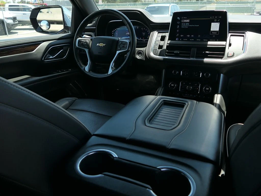 Used 2024 Sterling Gray Metallic Chevrolet Premier image 25