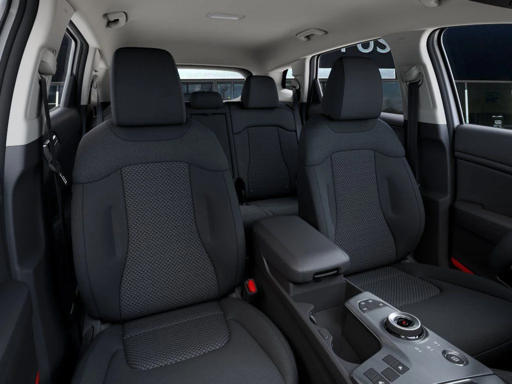 New 2026 Snow White Pearl Kia S image 15