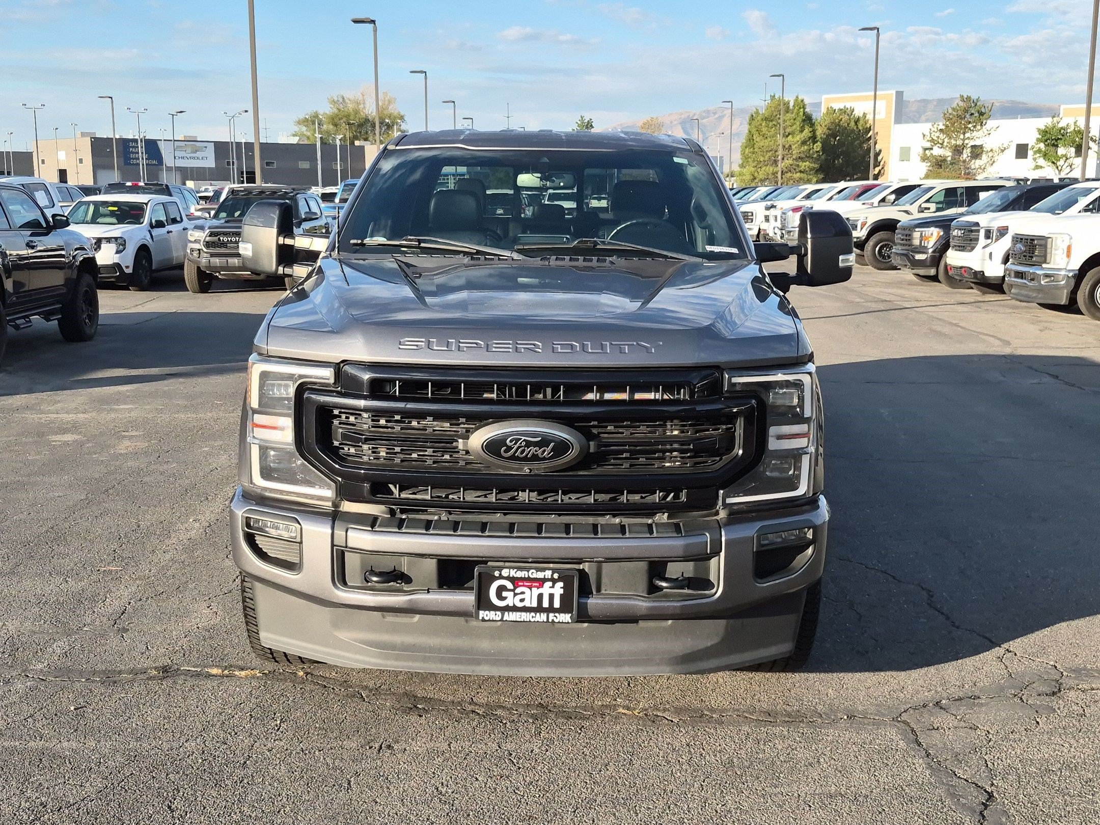 Used 2022 Gray Metallic Ford LARIAT image 9