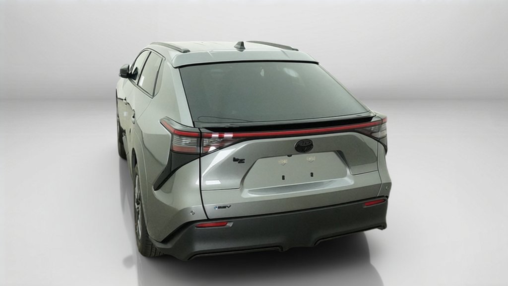 New 2026 Heavy Metal Toyota XLE image 28