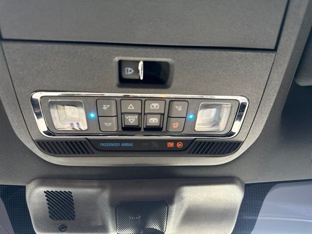 Used 2024 White Metallic Ford Platinum image 21