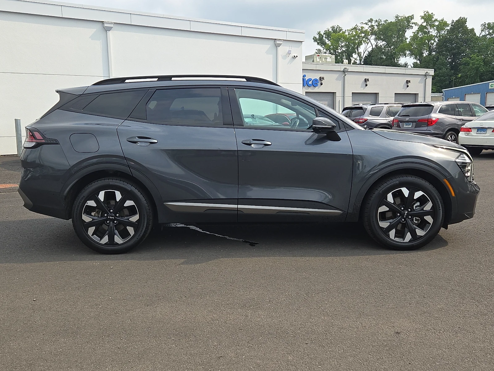 Used 2023 Gravity Gray - KDG Kia X-Line Prestige image 7