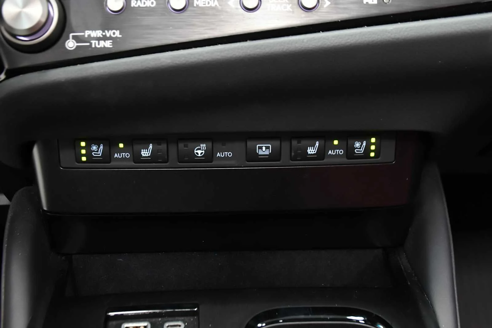 Certified Used 2024 CLOUDBURST GRAY Lexus F SPORT Handling image 23