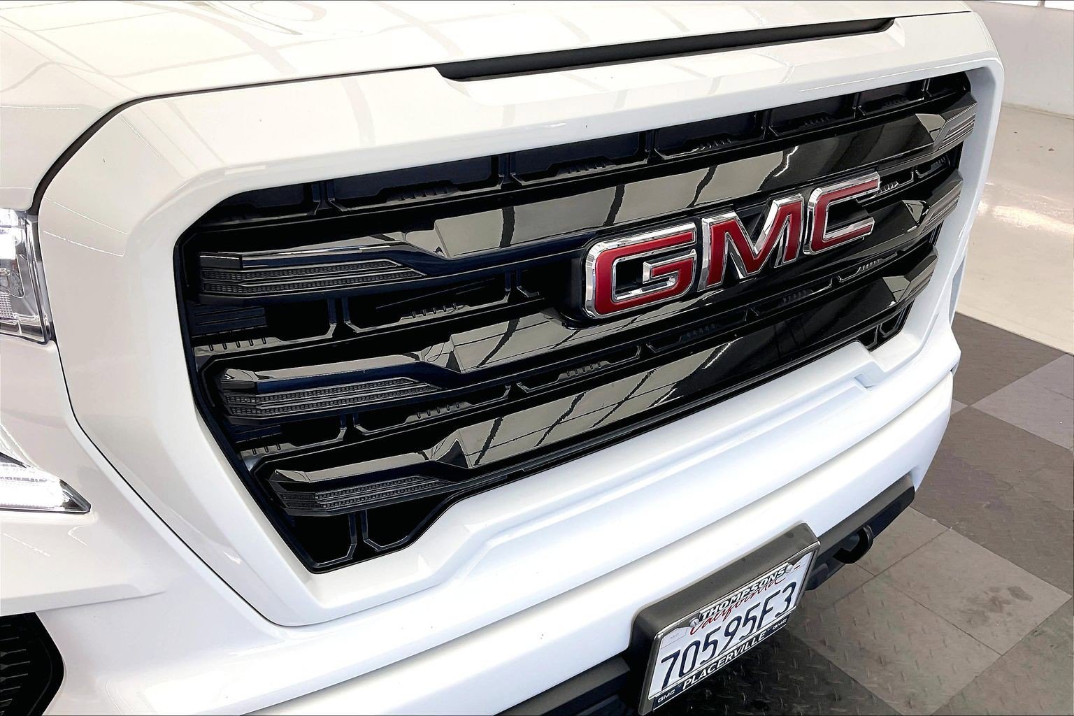 Used 2021 Summit White GMC Elevation image 30