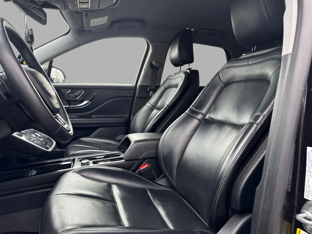 Used 2022 Black Lincoln Standard image 9