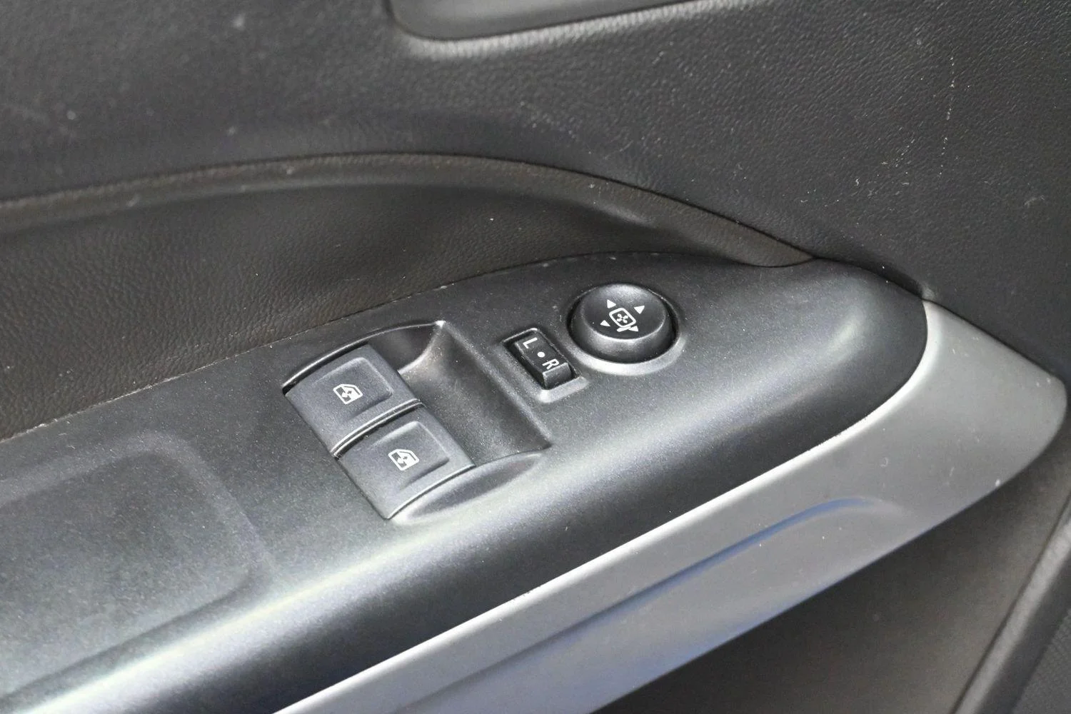 Used 2020 KINETIC BLUE METALLIC Chevrolet 4WD ZR2 image 11