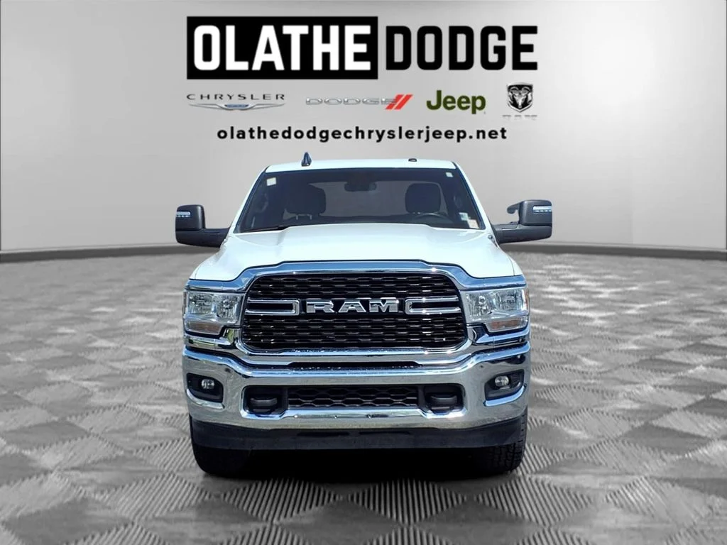 Used 2024 White Ram Big Horn image 31