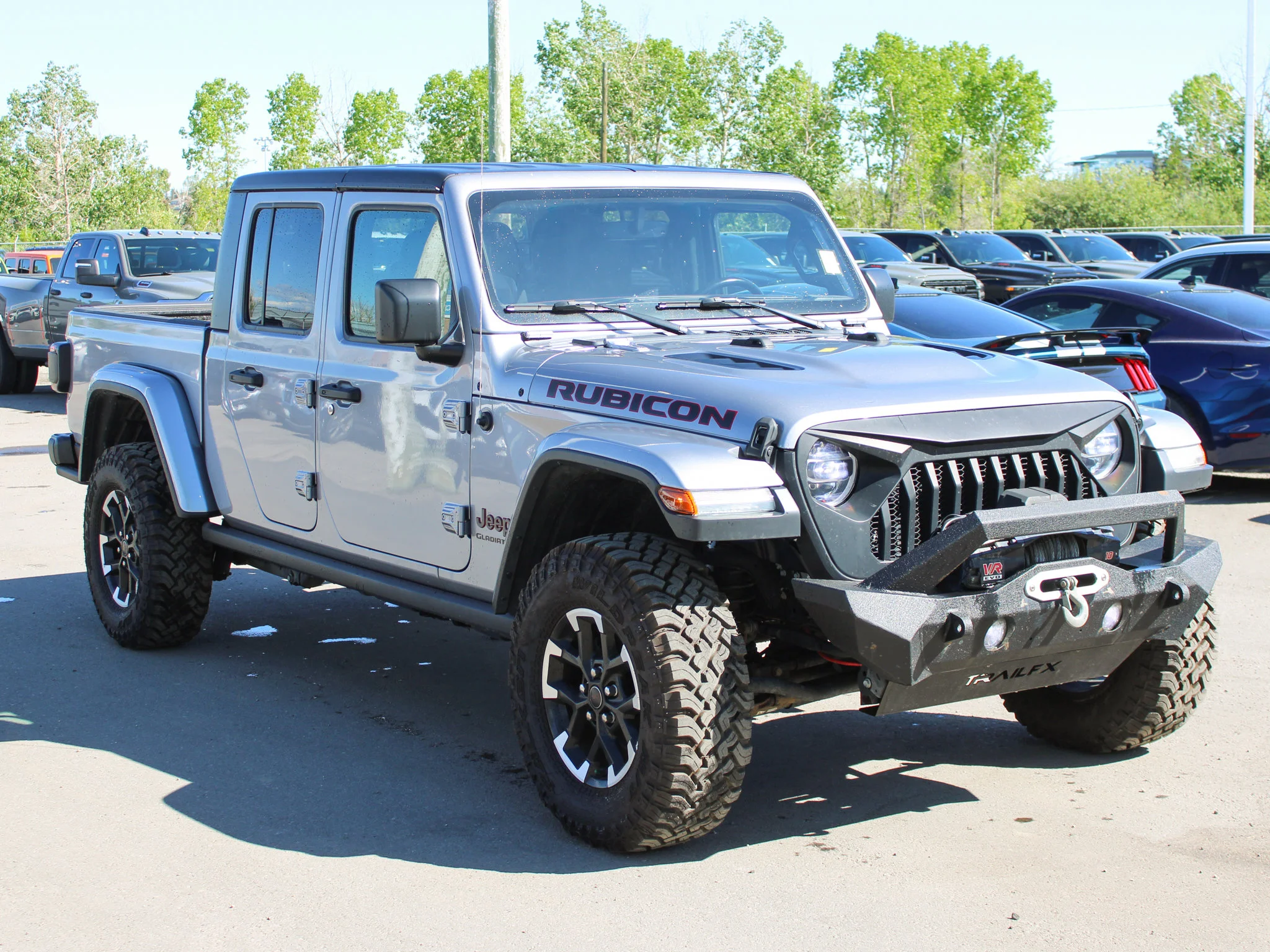 Certified Used 2020 Silver Jeep Rubicon * One Owner | V6 | Trailer Tow | Heated Seats | Alpine | Apple CarPlay | Diff Locks image 8