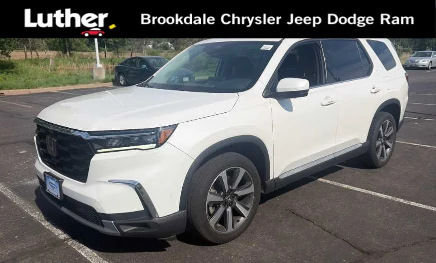 2023 Honda Pilot Elite AWD's photo