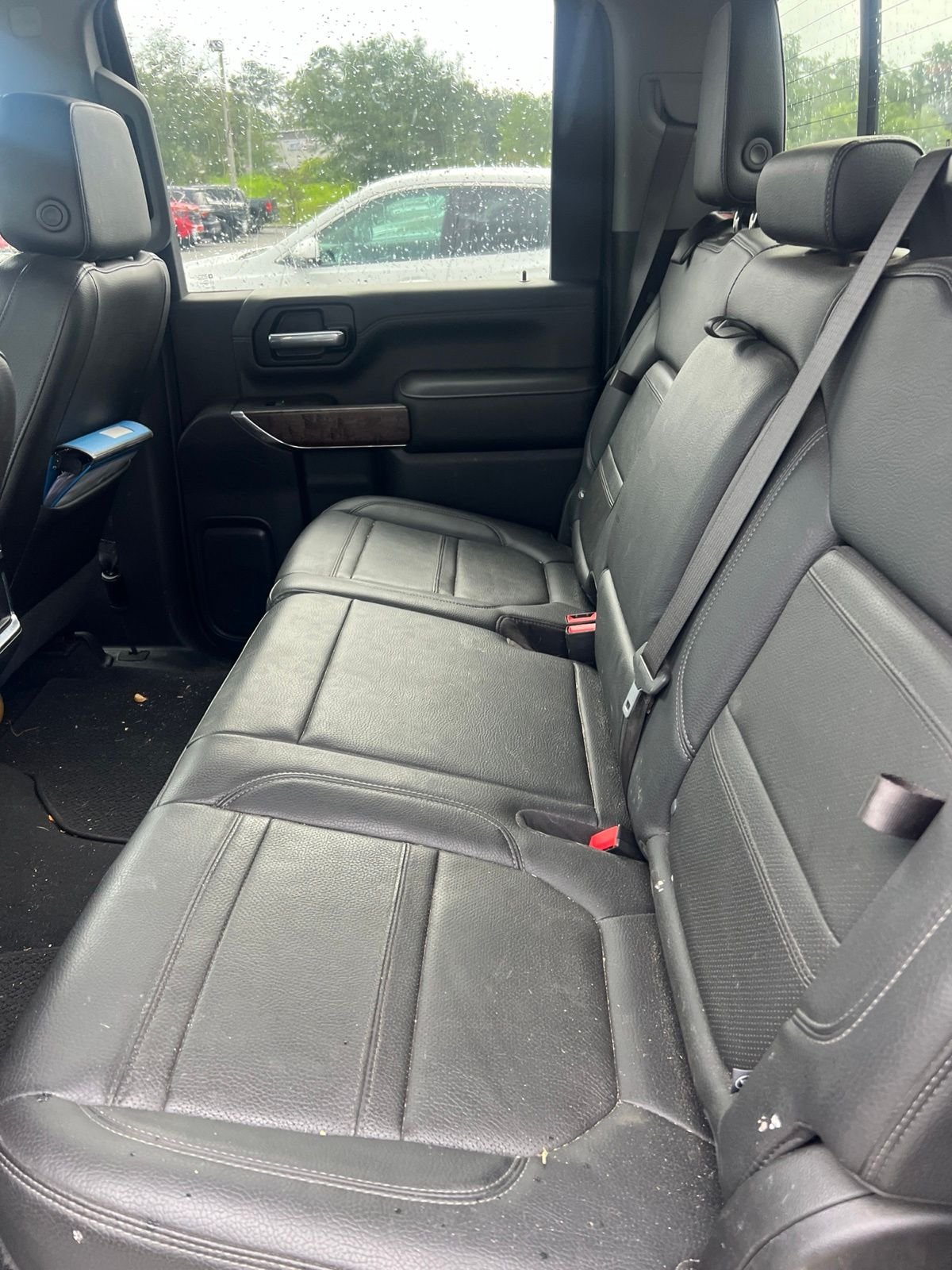 Used 2023 White GMC Denali image 11