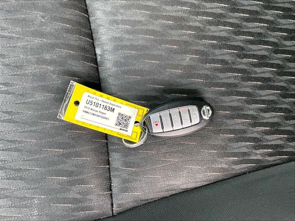 Used 2019 Caspian Blue Metallic Nissan SV image 28