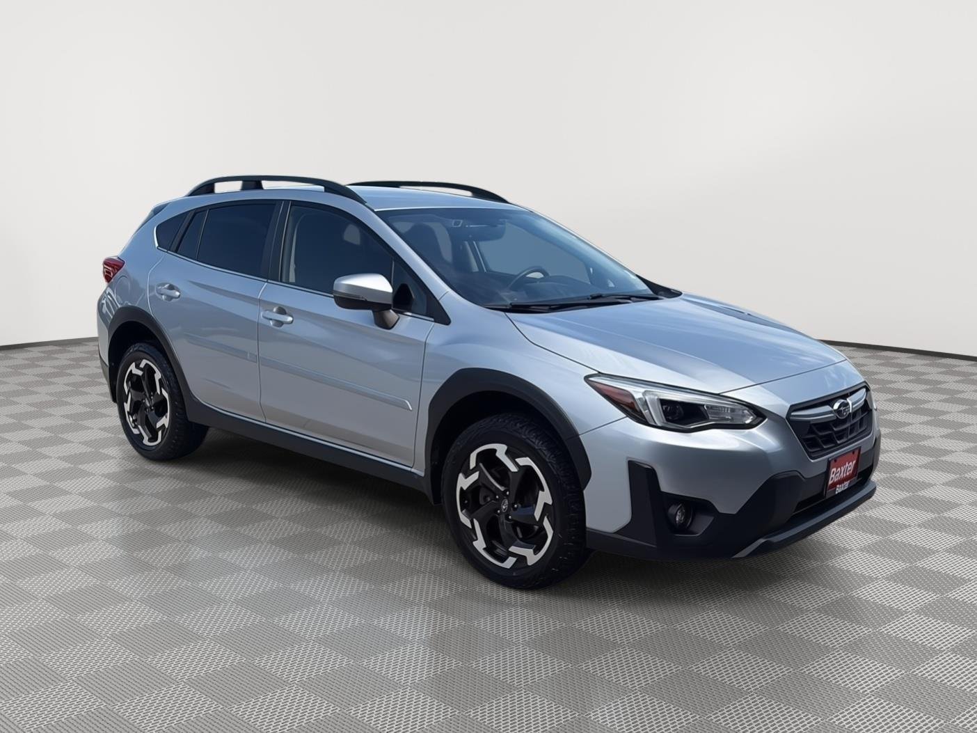 Used 2022 Ice Silver Metallic Subaru Limited image 5