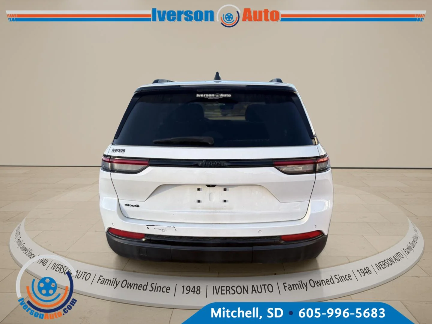 Used 2023 Bright White Clearcoat Jeep Altitude X image 6