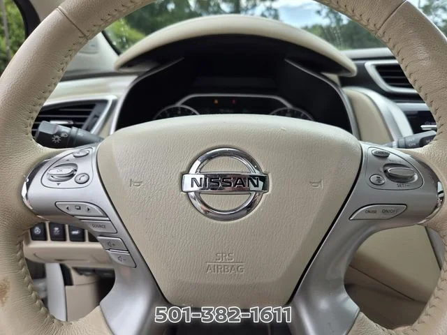 Used 2017 White Nissan Platinum image 24
