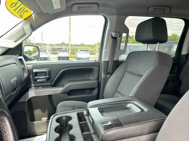 Used 2016 Black Chevrolet LT image 28
