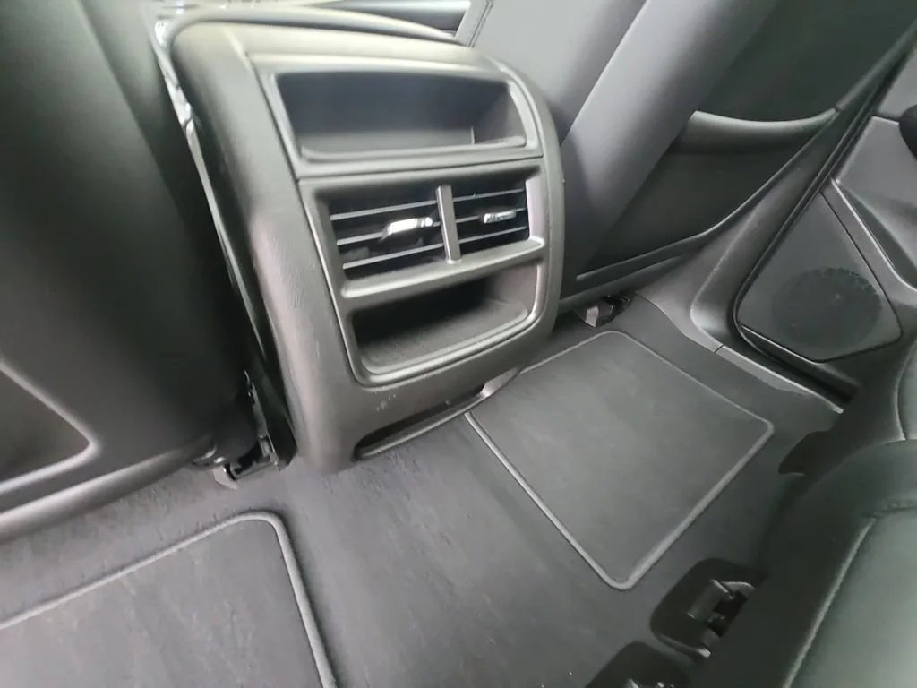 Used 2019 RADIANT SILVER METALLIC Cadillac Luxury AWD image 34