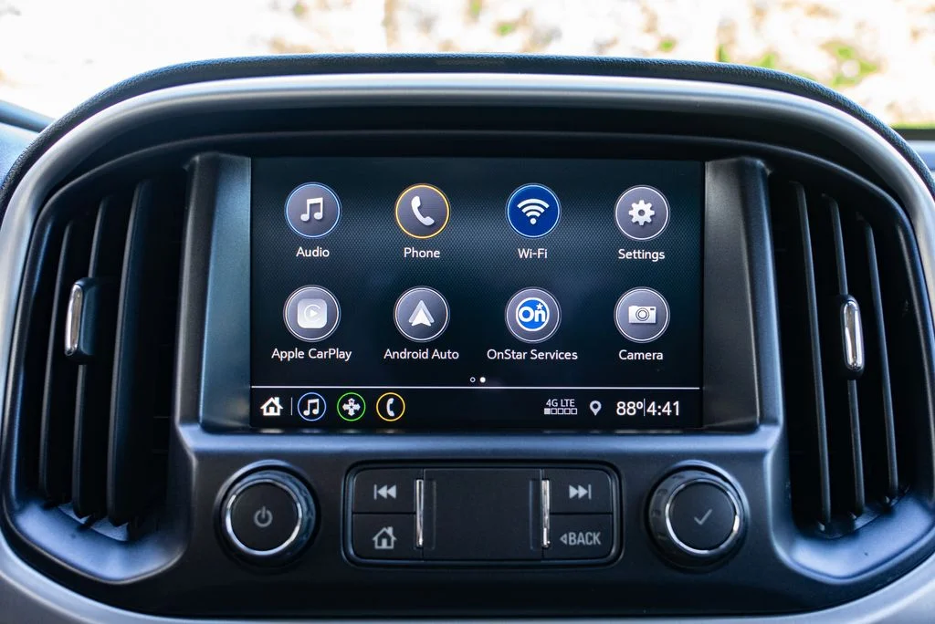 Used 2021 Blue GMC Elevation image 17