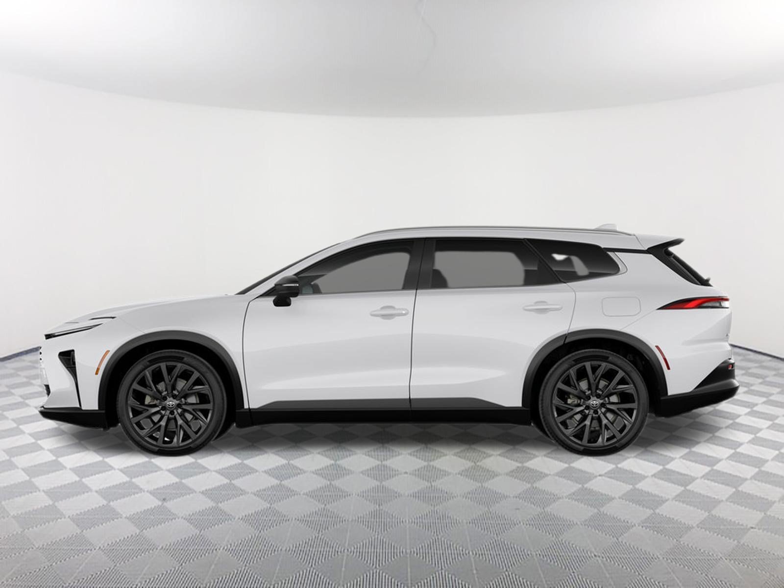 New 2026 Oxygen White Toyota Limited image 25