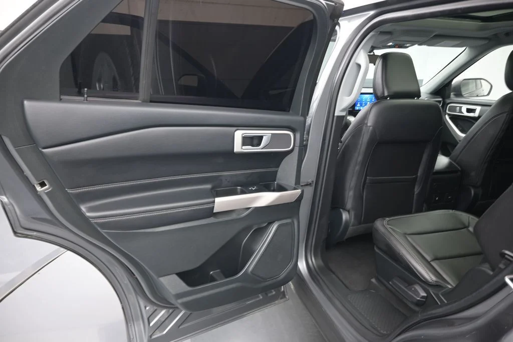 Certified Used 2023 Gray Ford XLT image 12