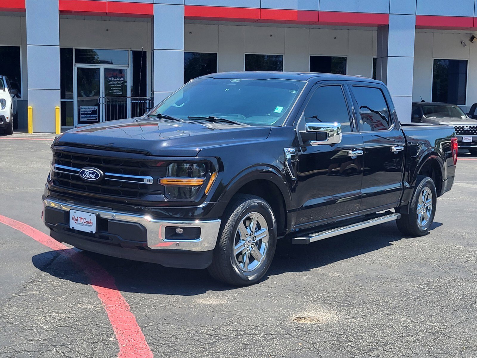 Used 2024 Black Ford XLT image 7