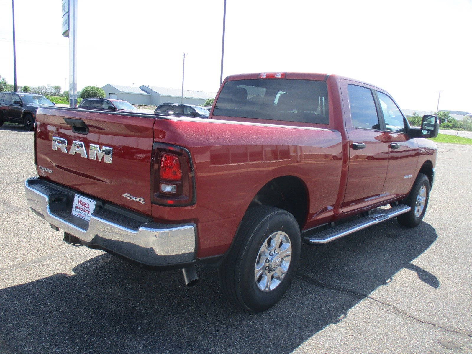 New 2026 Molten Red Pearl-Coat Exterior Paint RAM Big Horn image 11