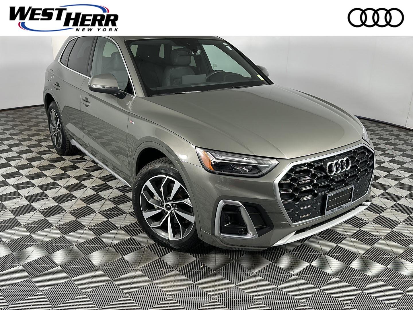 2023 Audi Q5 Premium Plus