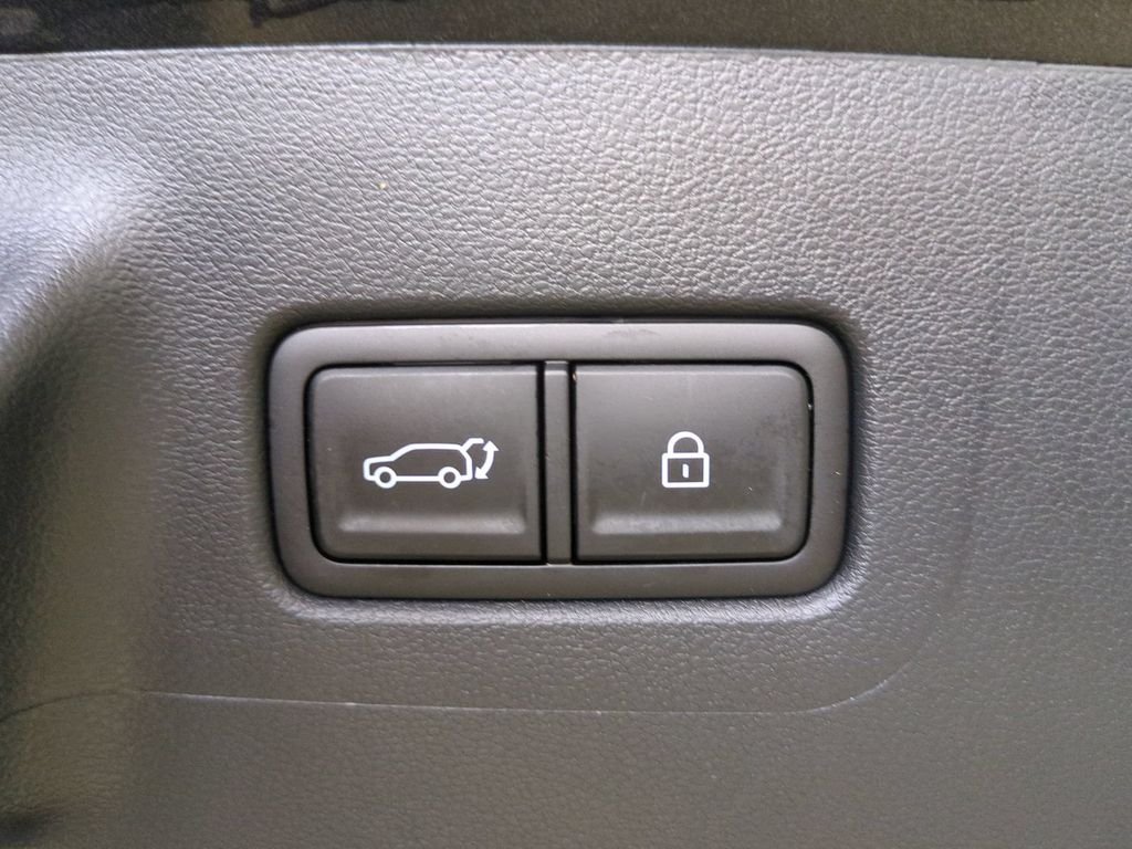 Used 2026 Black Hyundai Calligraphy image 15