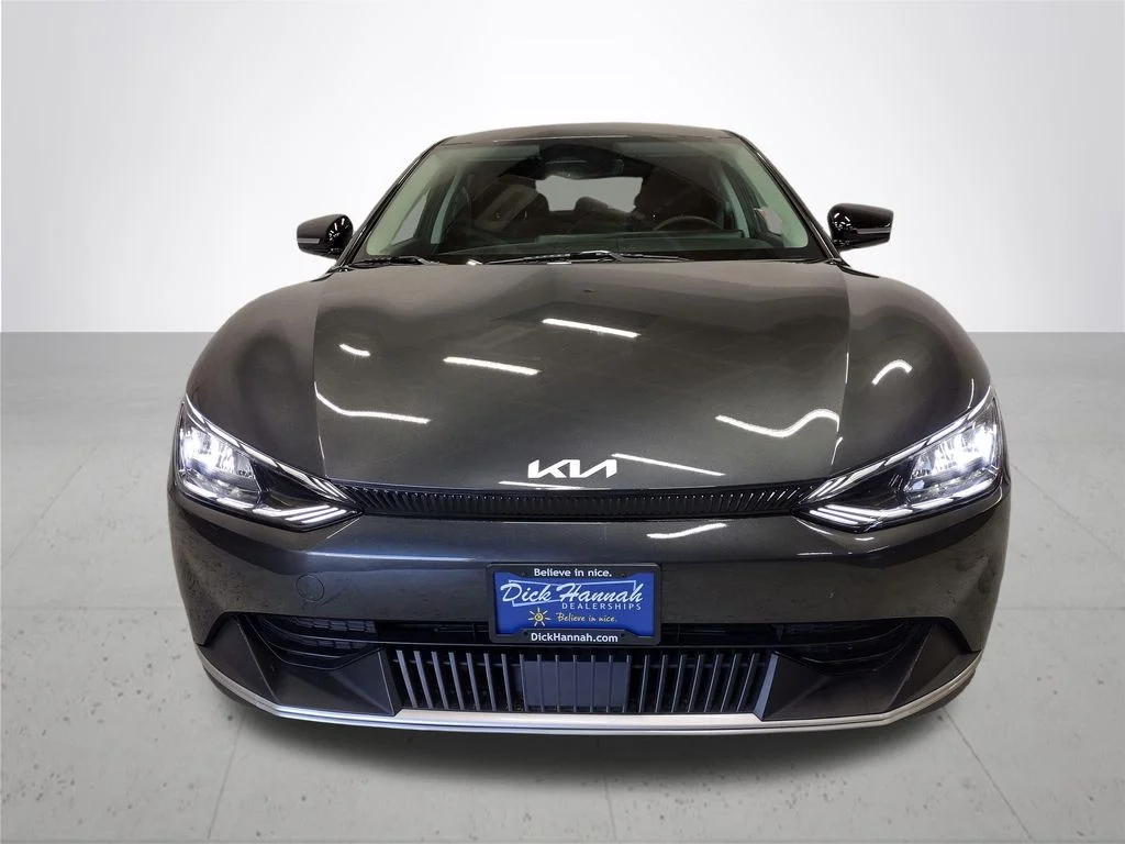 Used 2024 Gray Kia Light image 3