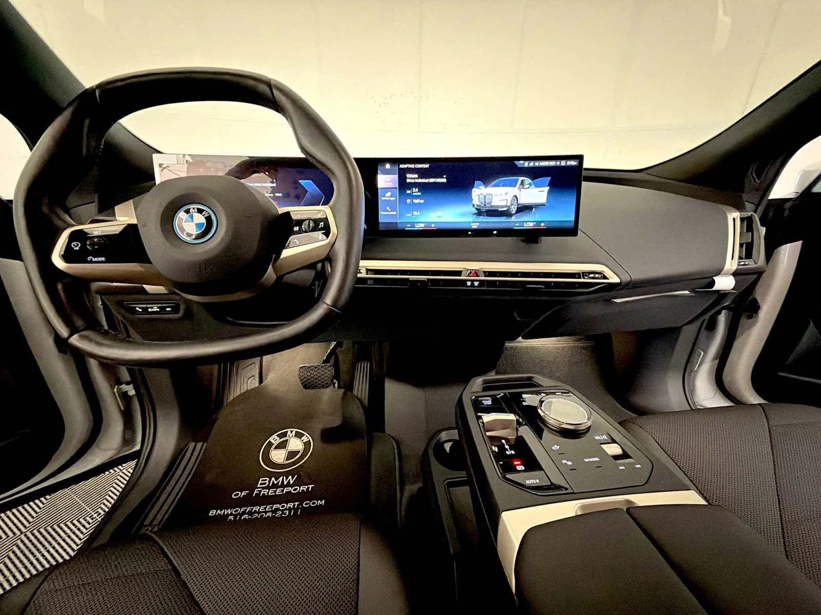 Used 2023 Alpine White BMW xDrive50 image 12