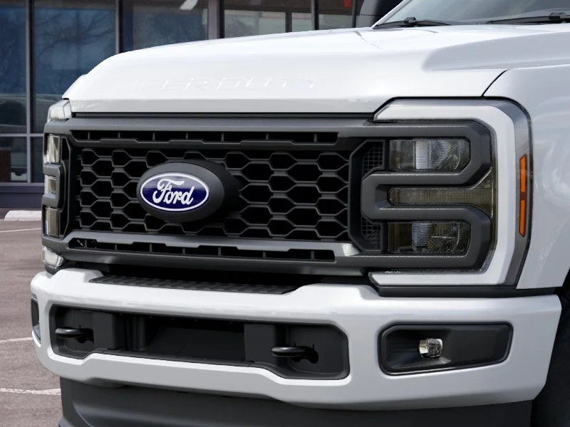 New 2027 Oxford White Ford XL image 17