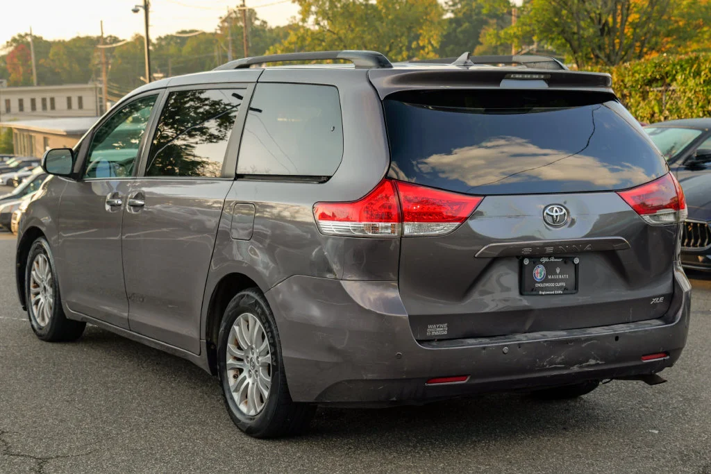 Used 2011 Predawn Gray Mica Toyota XLE image 5
