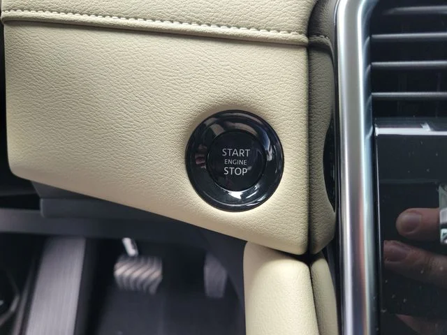 New 2026 Gun Metallic Nissan Platinum image 32