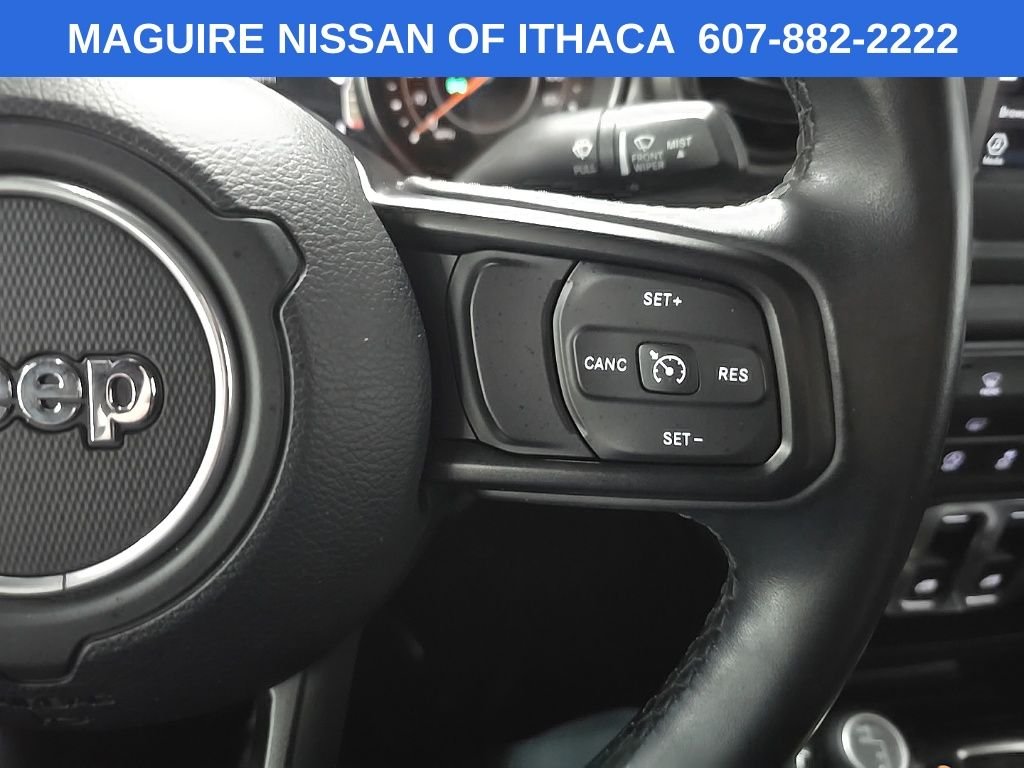 Used 2019 Gray Jeep Sport S image 19