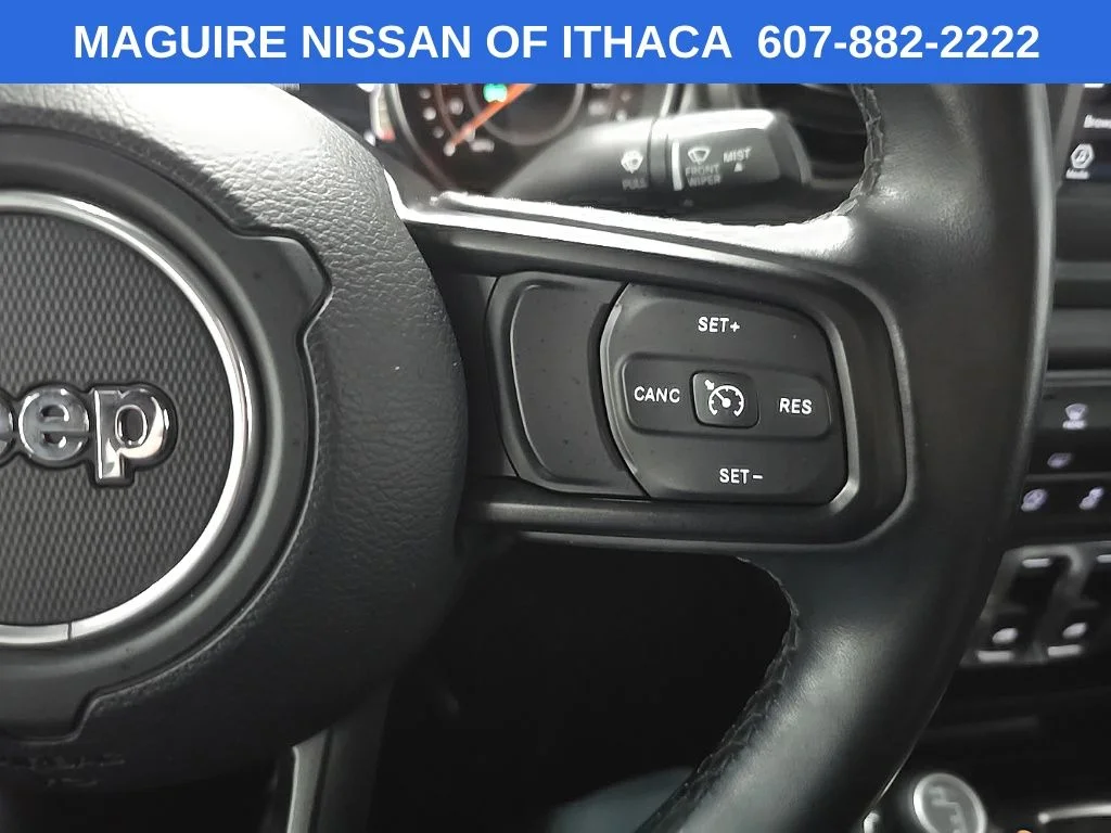Used 2019 Gray Jeep Sport S image 19
