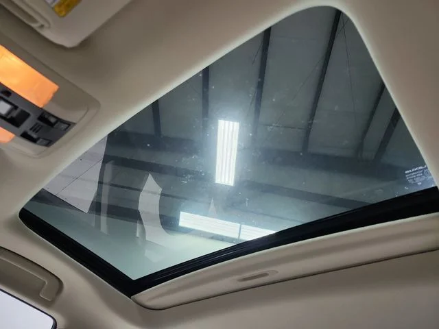 Used 2023 Silver Lexus 460 image 24