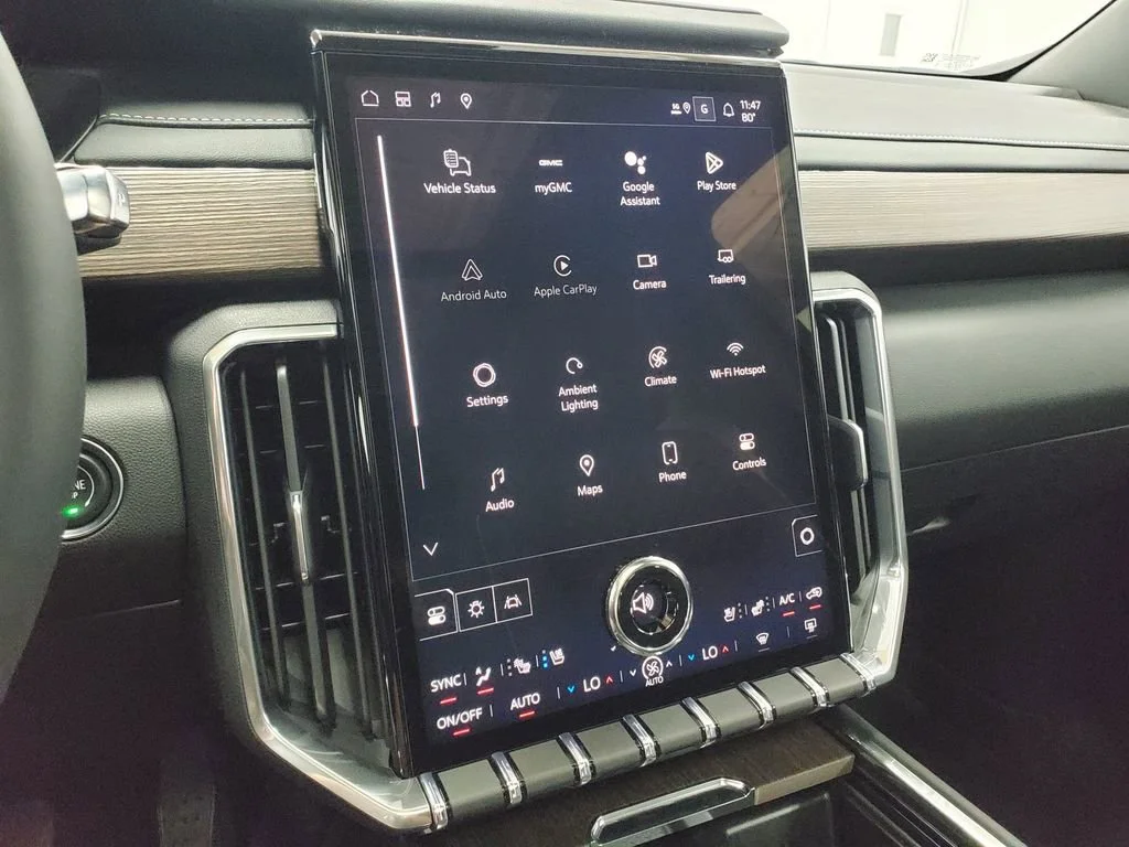2026 GMC Acadia Denali - Photo 20