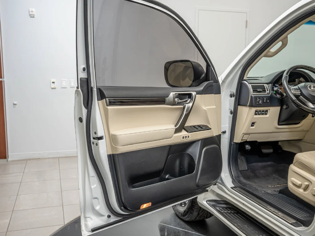 Certified Used 2023 Eminent White Pearl Lexus 460 image 29