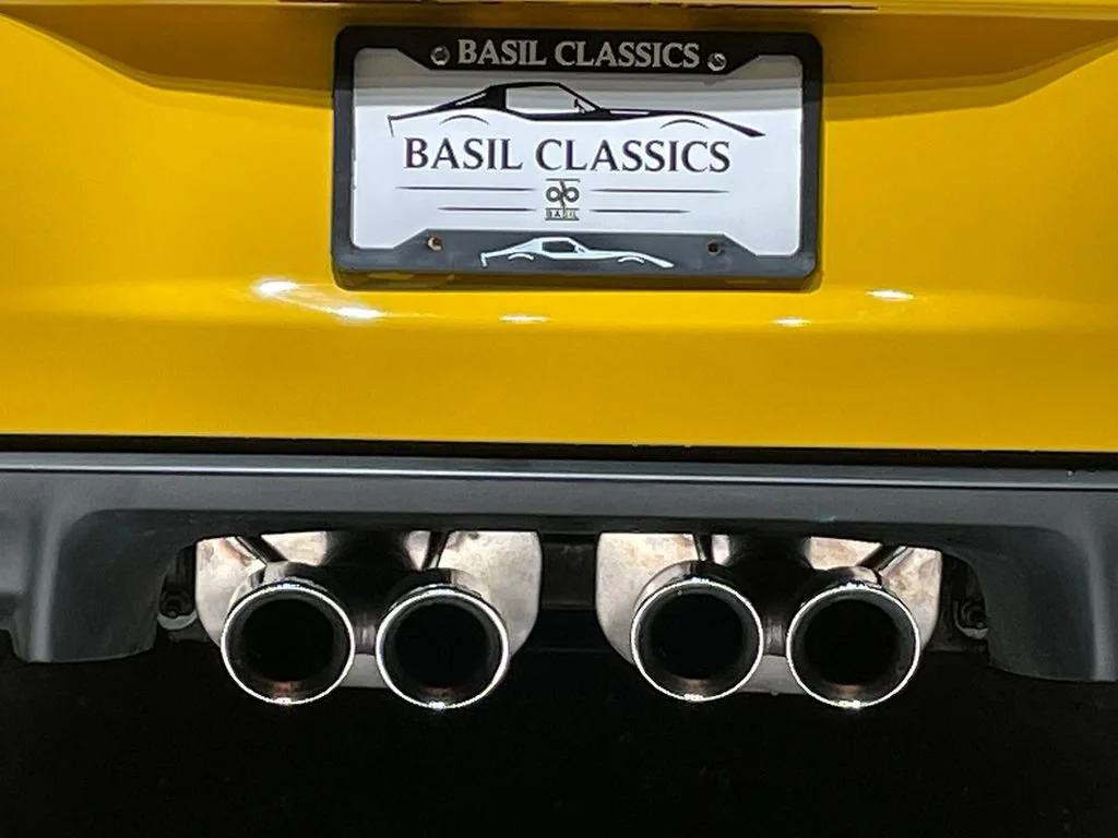 Used 2005 Millenium Yellow Chevrolet BASE image 20