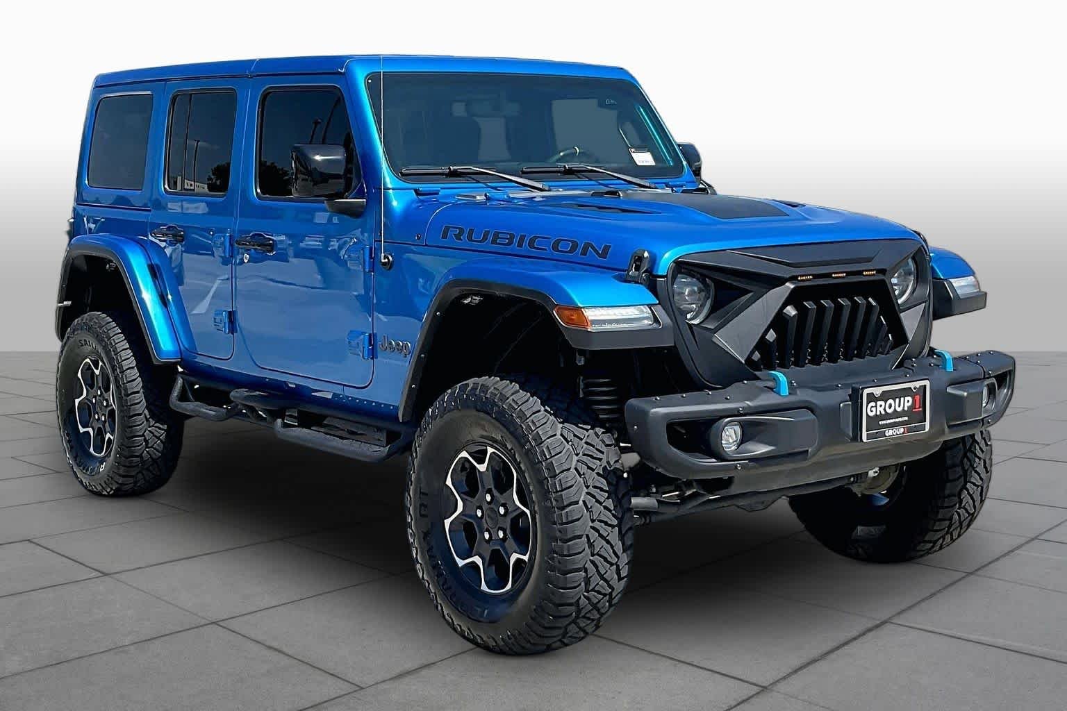 Used 2023 Hydro Blue Pearlcoat Jeep Rubicon image 3
