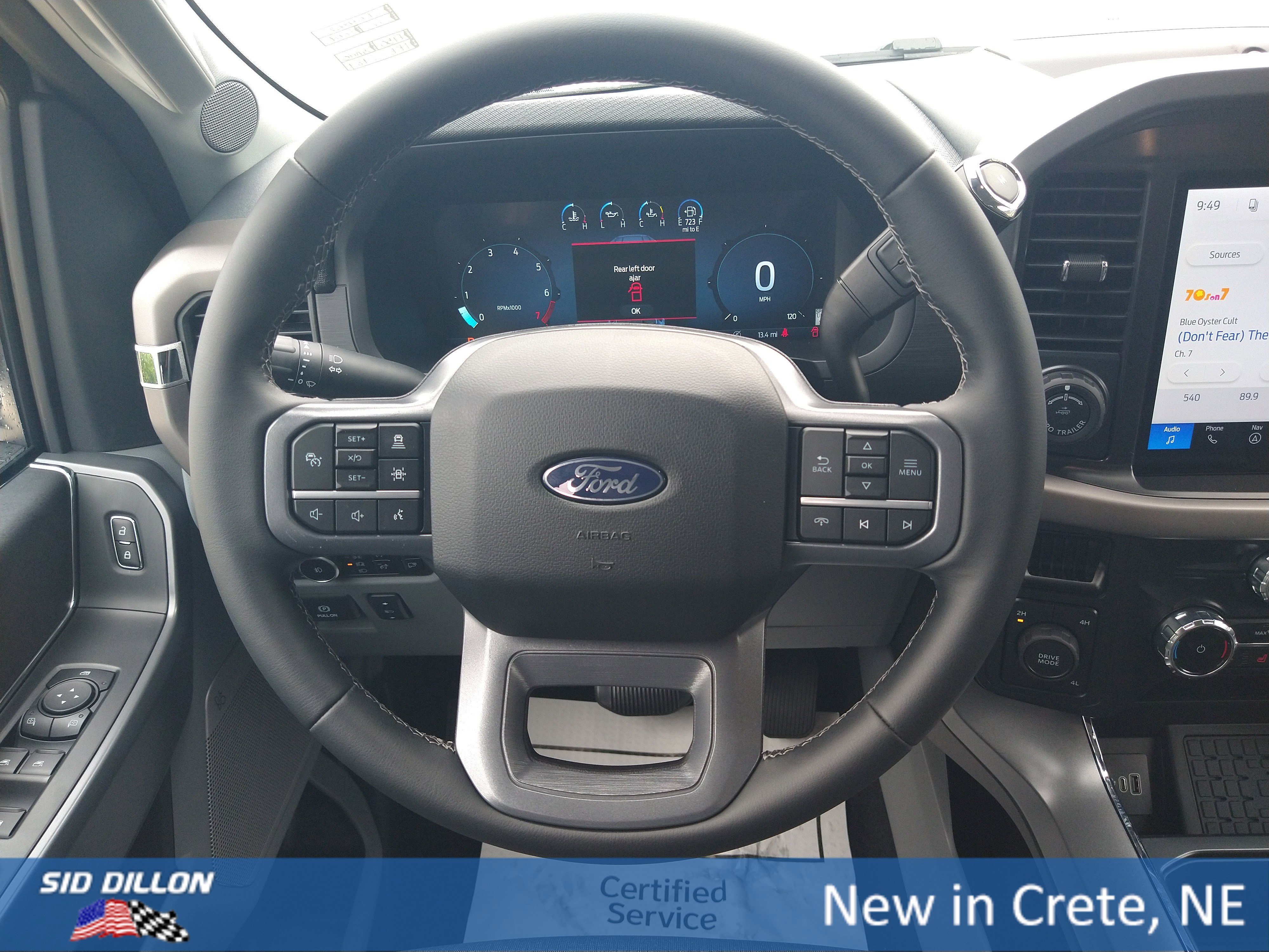 New 2026 Oxford White Ford XLT image 2